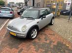 Mini Mini 1.6 Cooper Chili! Airco! Schuifdak!, Auto's, Voorwielaandrijving, 1025 kg, Gebruikt, 4 cilinders