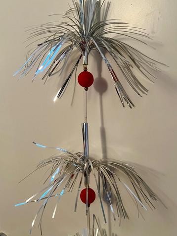 Vintage glazen kerstversiering en ornamenten uit 1960 beschikbaar voor biedingen