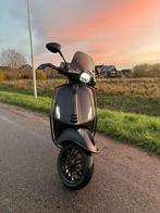 Vespa sprint 2020, Fietsen en Brommers, Scooters | Vespa, Ophalen, Maximaal 45 km/u, Vespa S, Zo goed als nieuw