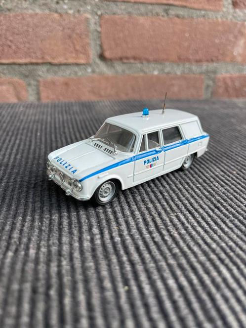 1:43 PROGETTO K ALFA ROMEO GIULIA SW POLIZIA ….20,-, Hobby en Vrije tijd, Modelauto's | 1:43, Gebruikt, Auto, Overige merken, Ophalen of Verzenden