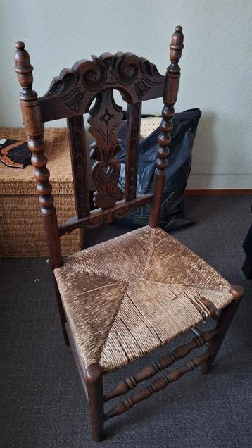 Antiek Stoeltje - Decoratie beschikbaar voor biedingen