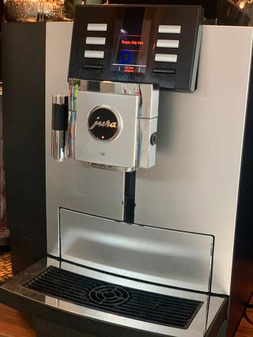 Jura 8 professional koffie bonen machine met 2 jaar garantie beschikbaar voor biedingen
