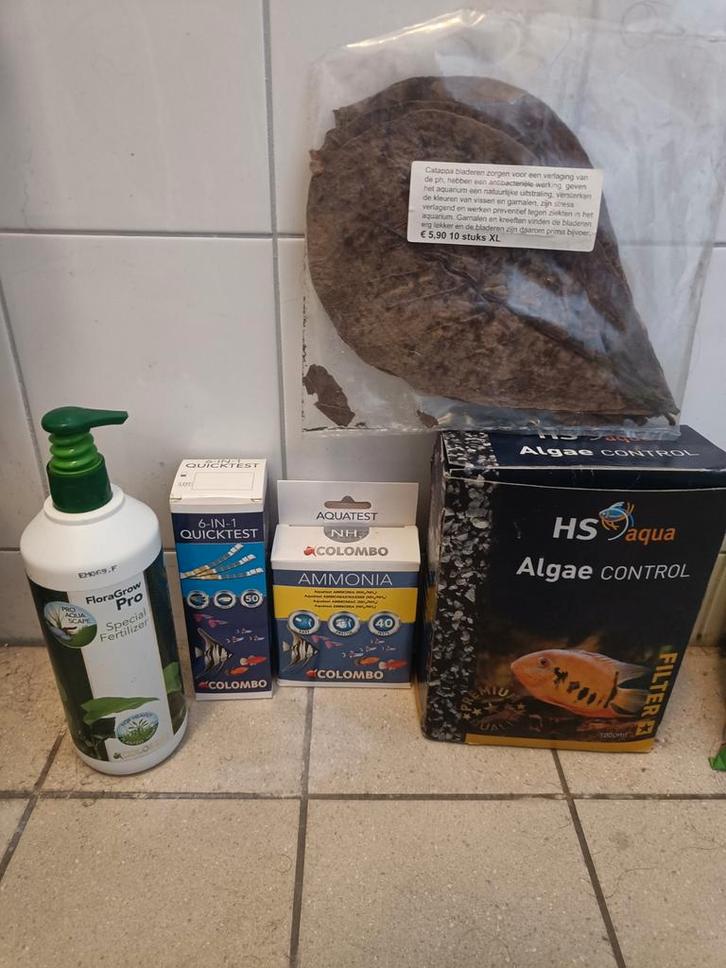 Aquarium care products, Dieren en Toebehoren, Vissen | Aquaria en Toebehoren, Zo goed als nieuw, Ophalen of Verzenden