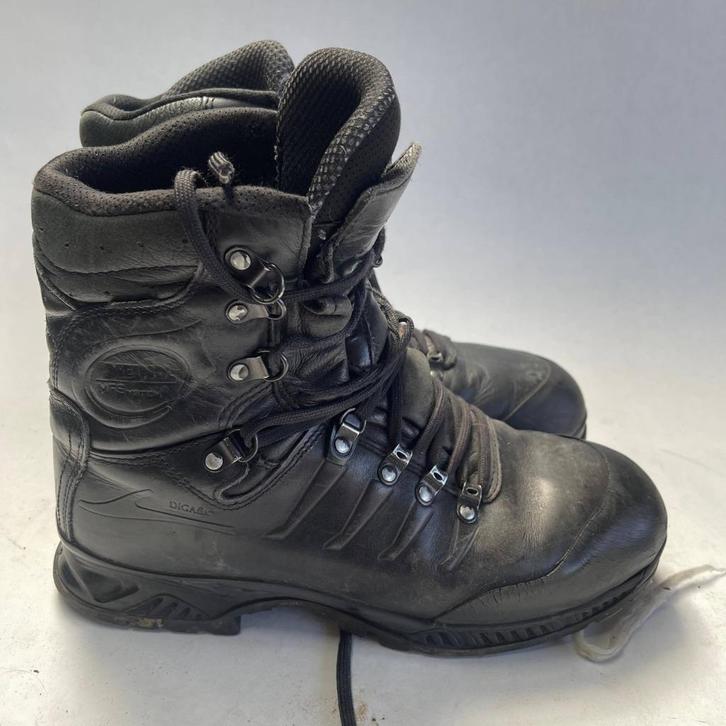 Meindl 3776-01 Bergschoenen Combat Boots Zwart Maat 44, Sport en Fitness, Bergsport en Wandelen, Gebruikt, Schoenen, Ophalen of Verzenden