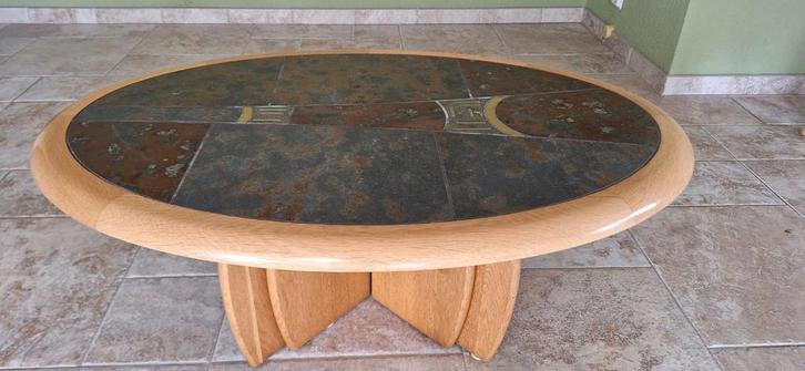 Ovale salontafel met natuurstenen blad, Huis en Inrichting, Tafels | Salontafels, Zo goed als nieuw, Minder dan 50 cm, 50 tot 100 cm