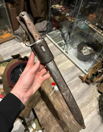 Duitse Butcher bajonet  beschikbaar voor biedingen