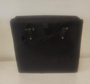 Fietstas beschikbaar voor biedingen