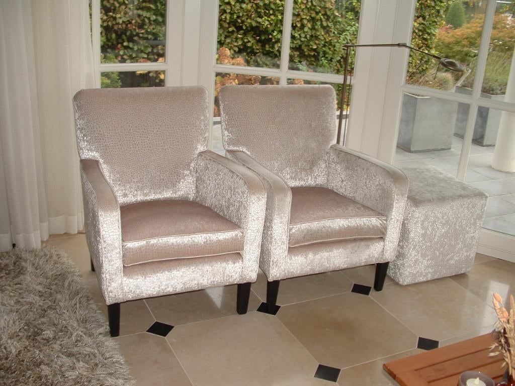 Gorinchem: 2x Belgano fauteuil stoel + 2x poef dierenprint, Ophalen, Zo goed als nieuw, 75 tot 100 cm, 50 tot 75 cm