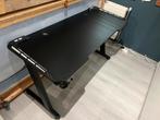 Gamebureau 140 x 60 met bekerhouder, Huis en Inrichting, Bureaus, Ophalen, Gebruikt, Bureau