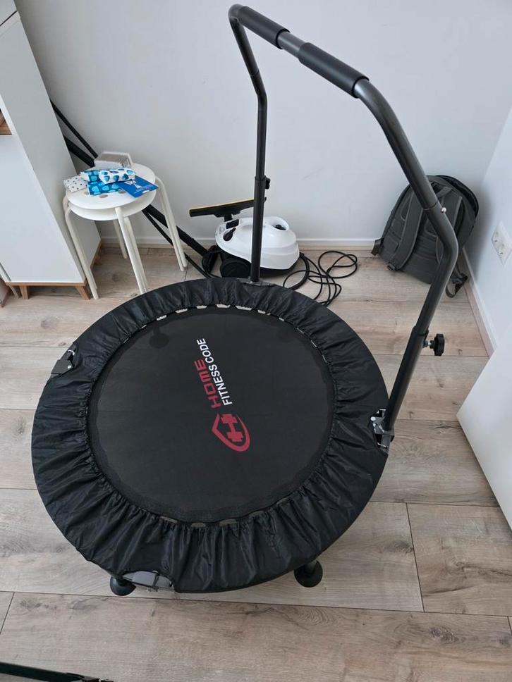 Fitness Trampoline met Beugel - Perfect voor Thuis!, Kinderen en Baby's, Speelgoed | Buiten | Trampolines, Zo goed als nieuw, Ophalen of Verzenden