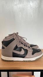 Nike moon fossil, Kleding | Dames, Schoenen, Bruin, Nike, Ophalen of Verzenden, Sneakers of Gympen