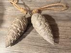 Decoratieve Dennenappels met Touw - Set van 2, Ophalen of Verzenden, Zo goed als nieuw
