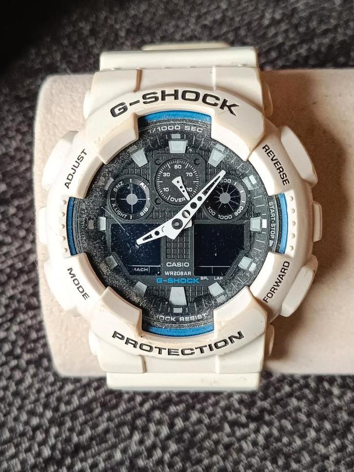 Casio G-Shock GA-100 Wit/Blauw, Sieraden, Tassen en Uiterlijk, Sporthorloges, Gebruikt, Ophalen of Verzenden