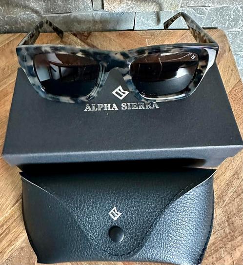 ZONNEBRIL TANK ALPHA SIERRA T.W.V.179€! 💯%NIEUW!, Sieraden, Tassen en Uiterlijk, Zonnebrillen en Brillen | Heren, Ophalen of Verzenden