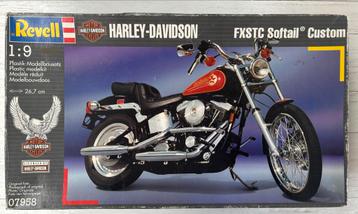 Revell 1:9 Harley Davidson FXSTC Softail Custom Bouwdoos beschikbaar voor biedingen