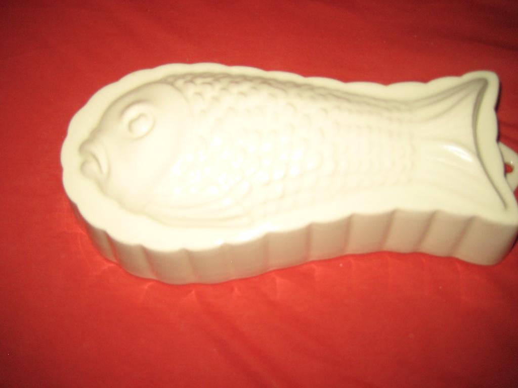 Witte bakvorm/puddingvorm vis, Ophalen of Verzenden, Zo goed als nieuw
