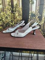 Peter Kaiser Pumps Maat 37, Kleding | Dames, Schoenen, Peter Kaiser, Ophalen of Verzenden, Gedragen, Wit