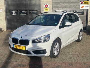 BMW 2-serie Active Tourer 218i Essential *Navigatie*LM velge beschikbaar voor biedingen