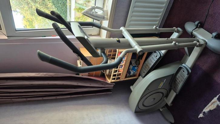 Tunturi C60 Crosstrainer, Sport en Fitness, Fitnessmaterialen, Zo goed als nieuw, Overige typen, Ophalen of Verzenden