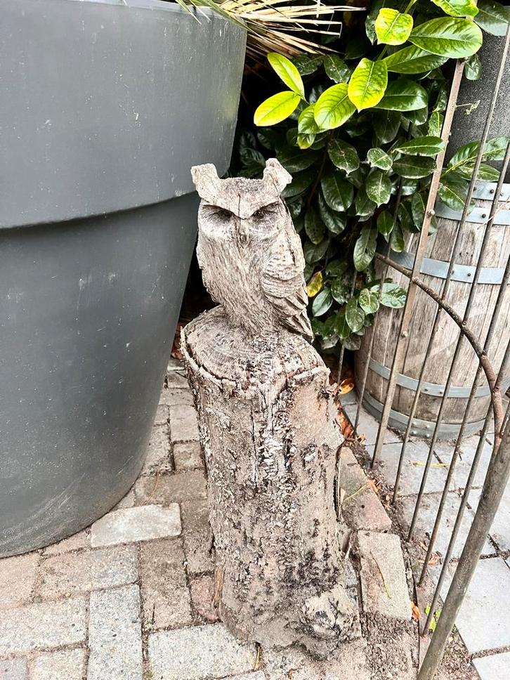 Houten Uil - Boomstam Houtsnijwerk, Tuin en Terras, Tuinbeelden, Gebruikt, Dierenbeeld, Hout, Ophalen of Verzenden