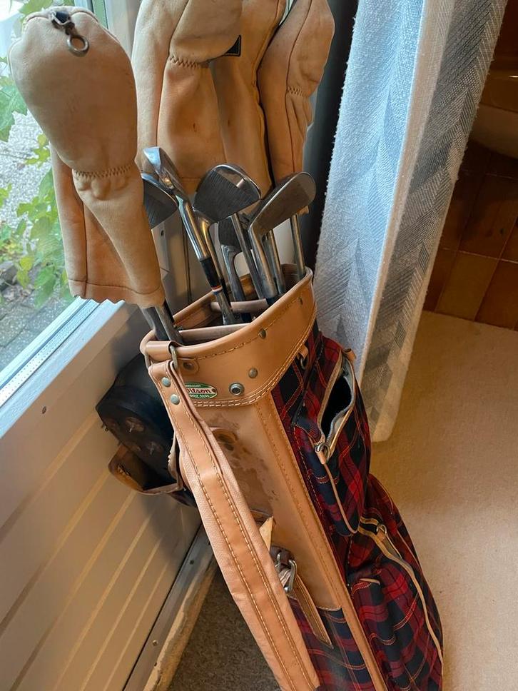 Vintage First Flight Golfset met originele Tas en headcovers, Sport en Fitness, Golf, Gebruikt, Set, Overige merken, Ophalen