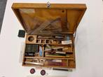 Houten tekendoos met o.a. hoekspiegels en linialen vintage, Ophalen of Verzenden, Overige typen