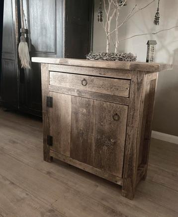 ~Stoer Sober Landelijk Houten Wandkast/Wandmeubel~ beschikbaar voor biedingen