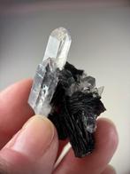Kwarts op speculariet, Verzamelen, Mineralen en Fossielen, Ophalen of Verzenden, Mineraal