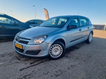 Opel Astra 1.4 Essentia/nap/airco ijs/apk 21-11-2024/rijd sc