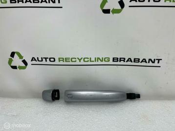 Portiergreep Voorzijde Audi Q3 8U ORIGINEEL 8T0837205A beschikbaar voor biedingen