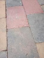 2 soorten Bestrating en mooie stenen gratis ophalen zelf uit, Ophalen, Gebruikt, Beton, Klinkers