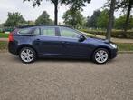Volvo V60 2.0 D3 Momentum, Auto's, Voorwielaandrijving, Euro 5, Gebruikt, 1514 kg