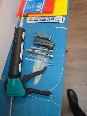 Gedore Gereedschap & Veiligheidsvesten beschikbaar voor biedingen