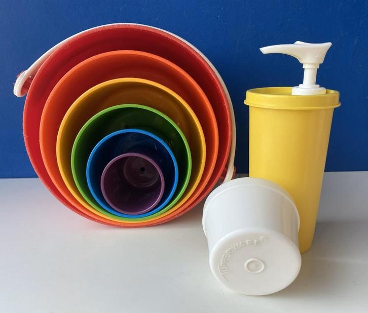 Retro Tupperware Tuppertoys/Sauspompje & Stapeltoren, Verzamelen, Retro, Huis en Inrichting, Ophalen of Verzenden