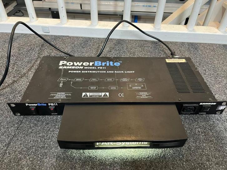 Samson PowerBrite PB11 stroomverdeler, Muziek en Instrumenten, Mengpanelen, Gebruikt, 20 kanalen of meer, Ophalen of Verzenden