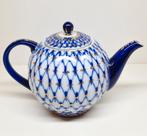 Porseleinen theepot Cobalt Net Lomonosov, 2e helft 20e eeuw., Ophalen of Verzenden