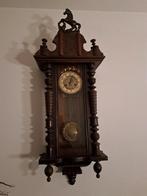 Antieke Wandklok met Paardenbeeld, Antiek en Kunst, Antiek | Klokken, Ophalen of Verzenden