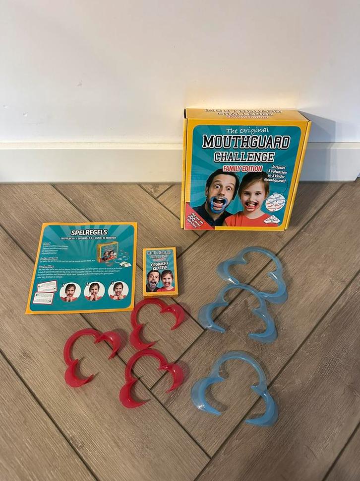MouthGuard Challenge, Hobby en Vrije tijd, Gezelschapsspellen | Kaartspellen, Gebruikt, Ophalen of Verzenden