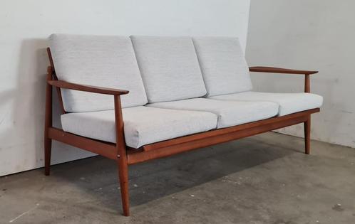 Deens design teak bankje, Huis en Inrichting, Banken | Bankstellen, Tweepersoons, Minder dan 150 cm, 75 tot 100 cm, Ophalen