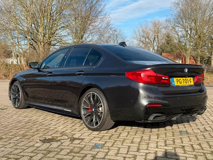 BMW 5-Serie 540i Xdrive M preformance uitgevoerd, Auto's, BMW, Particulier, 5-Serie, Benzine, D, Sedan, Automaat, Origineel Nederlands