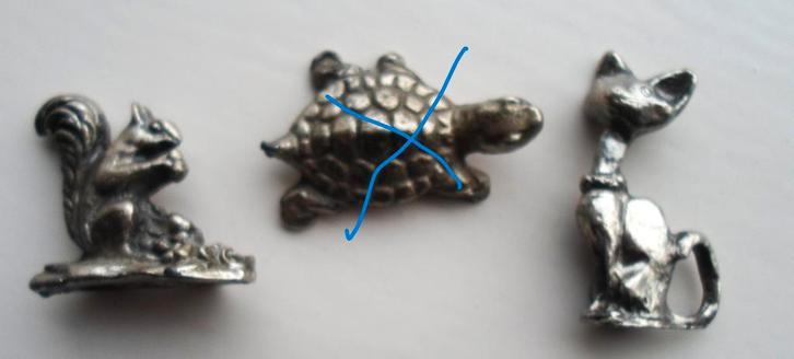 Metalen beeldjes. Eekhoorn. Kat. 2.50 euro p.s., Verzamelen, Beelden en Beeldjes, Zo goed als nieuw, Dier, Ophalen of Verzenden