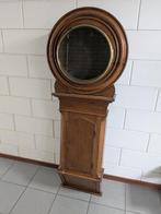 Engelse klok kast. Tavern klok, Ophalen