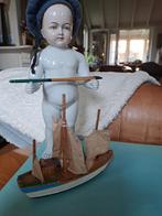 Antieke badpop met bootje, Verzenden