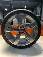 22 inch orginele Audi Q7/Q8 Velgen met Winterbanden, Auto-onderdelen, Banden en Velgen, Gebruikt, 285 mm, Banden en Velgen, Overige maten