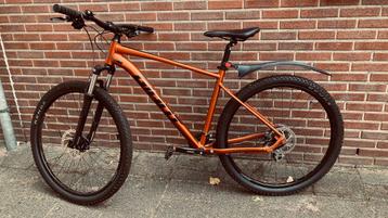 Mooie mountainbike beschikbaar voor biedingen