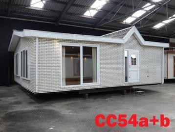 Ruim dubbelchalet met steenstrip buitenzijde dubbel glas CV beschikbaar voor biedingen