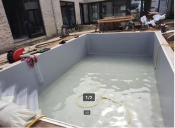 Grijze Liner hoektrap 7 x 4 x 1.5 m beschikbaar voor biedingen