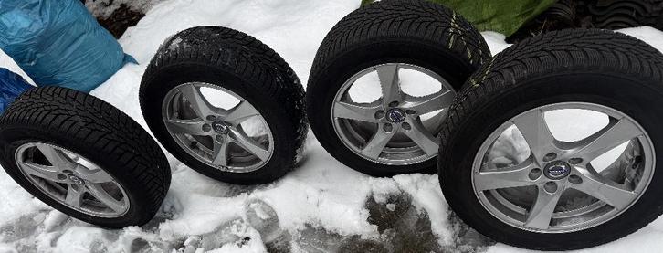 prima winterset, lichtmetalen velgen - 16inch, Auto-onderdelen, Banden en Velgen, Banden en Velgen, Winterbanden, 16 inch, 215 mm