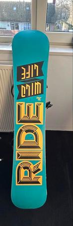 Snowboard + Schoenen (maat 48/47), Sport en Fitness, Snowboarden, Ophalen of Verzenden, Gebruikt, Board