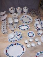 Boerenbont servies, Huis en Inrichting, Ophalen, Zo goed als nieuw, Aardewerk, Boerenbont